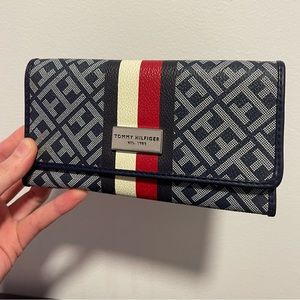 Timmy hilfiger wallet